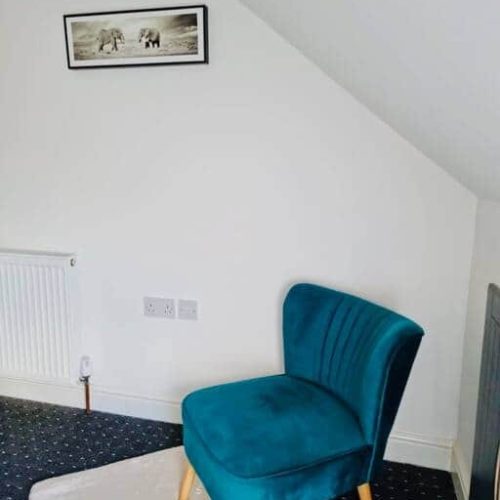 3 Bedroom Apartment Near Birmingham Airport