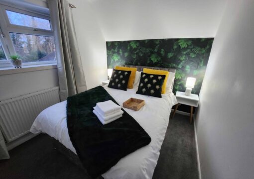 Bridge House Sleeps 10 in york, 10 mins to city