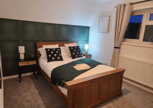 Bridge House Sleeps 10 in york, 10 mins to city