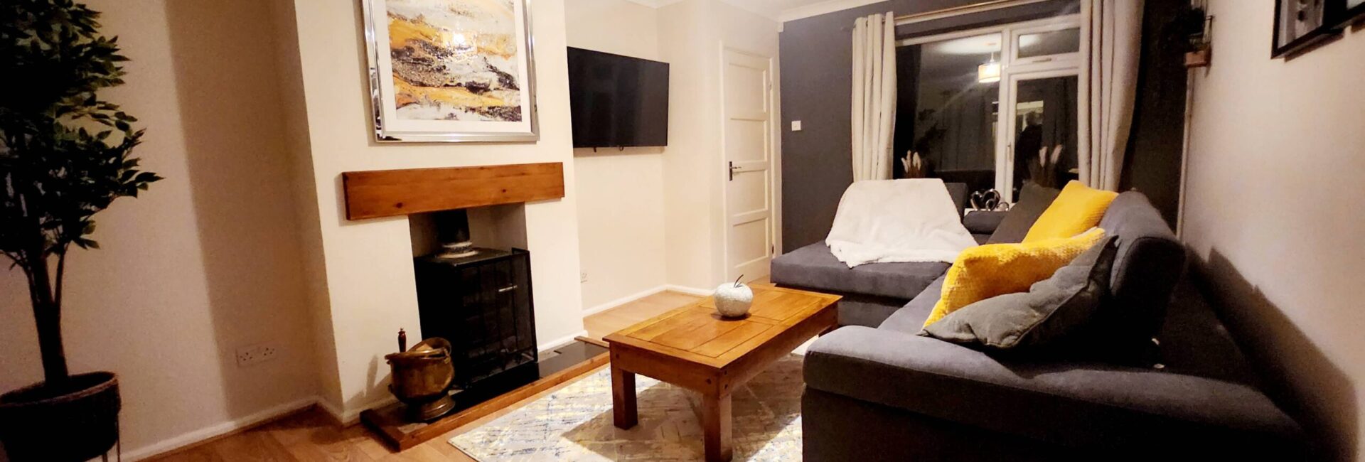 Bridge House Sleeps 10 in york, 10 mins to city