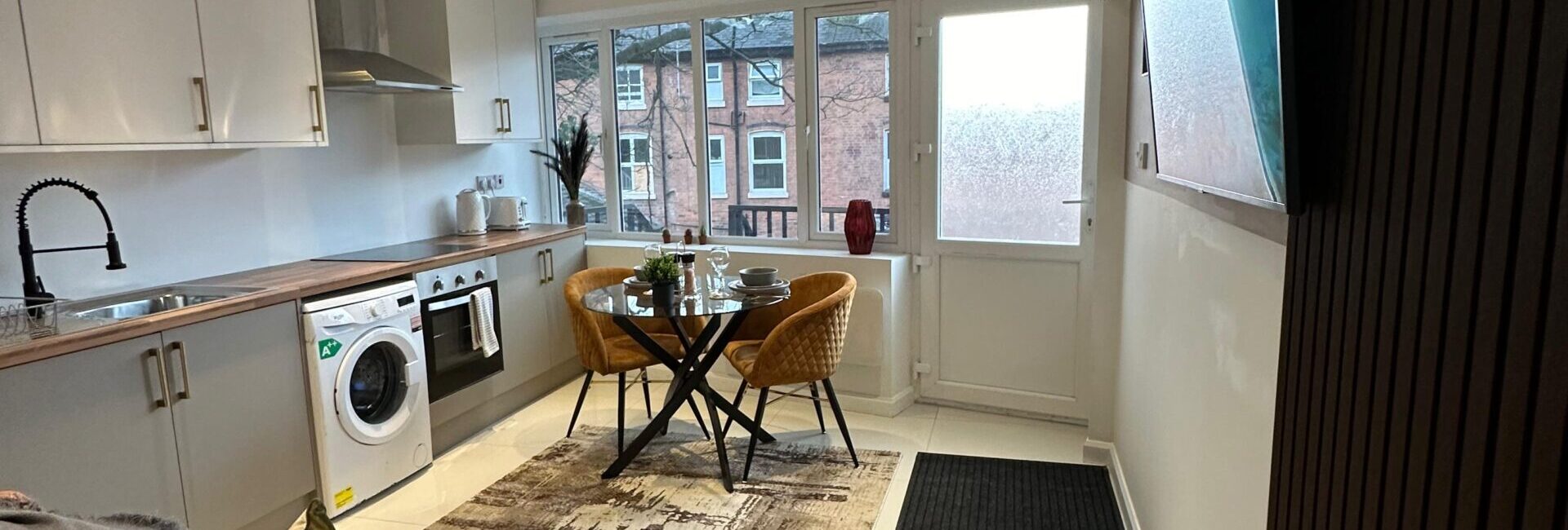 Stylish 1-bedroom apartment in Birmingham City with free parking.