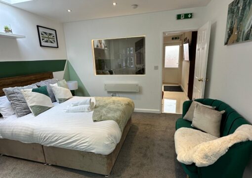 Stylish 1-bedroom apartment in Birmingham City with free parking.